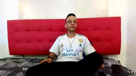   online show from November 2025 03:50:02 AM