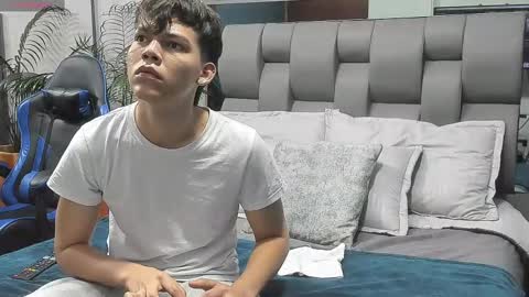 andrik_vane online show from September 2025 12:27:01 PM