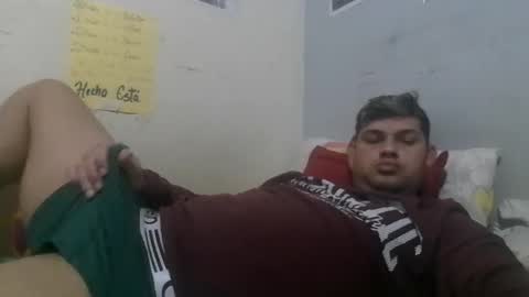 andriuz0306 online show from May 2026 02:11:02 PM