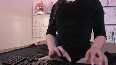   online show from January 2025 10:46:02 PM