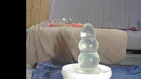 Snapshot of andrstretching chatting on December 2024 04:31:01 PM Andstretching online show from December 2024 04:31:01 PM