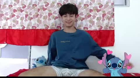 Snapshot of andy_andrade chatting on October 2025 04:26:02 PM andy_andrade online show from October 2025 04:26:02 PM