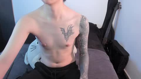 Snapshot of andy_bankai chatting on May 2026 12:08:01 AM twx Andy twink3 online show from May 2026 12:08:01 AM