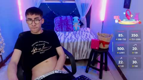 Andy online show from May 2026 04:52:02 AM