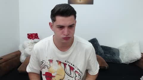 Snapshot of andyfame1 chatting on December 2024 07:24:02 AM Andy Fame online show from December 2024 07:24:02 AM