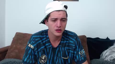 Andy Fame online show from October 2025 06:52:01 PM