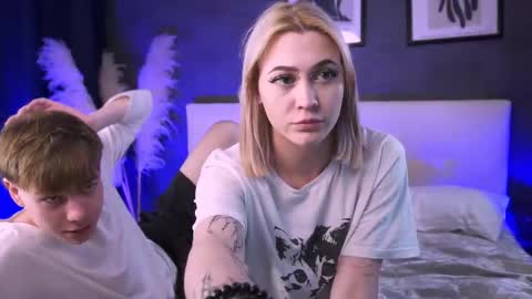 Mandy and Andy online show from September 2025 06:44:02 PM