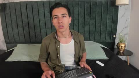 Andy Joy  online show from April 2026 11:51:02 AM