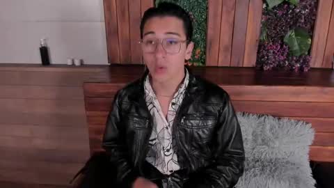 Snapshot of andyjoy_ chatting on May 2026 11:39:01 AM Andy Joy online show from May 2026 11:39:01 AM
