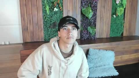 Snapshot of andyjoy_ chatting on May 2026 11:41:02 AM Andy Joy online show from May 2026 11:41:02 AM