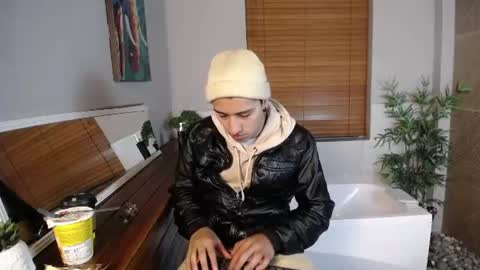 Snapshot of andyjoy_ chatting on July 2026 10:43:01 AM Andy Joy online show from July 2026 10:43:01 AM