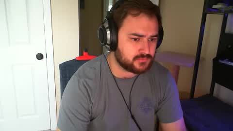 andysaurus_rex1 online show from April 2026 05:45:02 PM