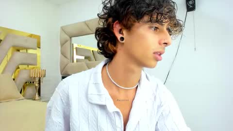 andyxibrat online show from September 2025 07:51:02 PM
