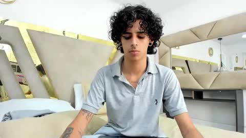 andyxibrat online show from November 2025 07:57:01 PM