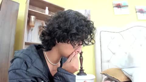 andyxibrat online show from December 2025 07:09:01 PM