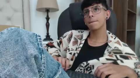 andyxibrat online show from March 2026 07:15:02 PM