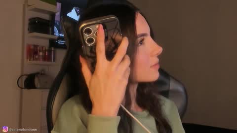      online show from November 2025 03:28:01 AM