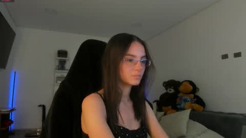      online show from March 2026 02:37:01 AM