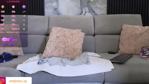 Snapshot of aneljones chatting on February 2026 07:25:02 PM Anell online show from February 2026 07:25:02 PM