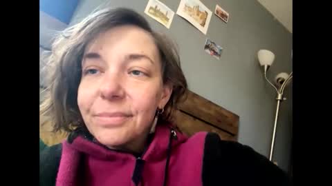 Snapshot of aneoakley chatting on October 2025 06:09:01 PM aneoakley online show from October 2025 06:09:01 PM