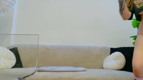 angel__vibe online show from March 2026 08:27:02 PM