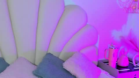 Angel online show from May 2026 04:14:01 PM