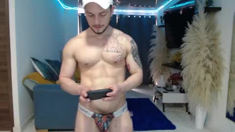 Snapshot of angel_curl chatting on April 2026 05:44:02 PM Angel Curl online show from April 2026 05:44:02 PM