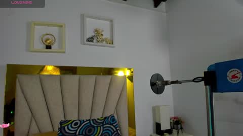 Snapshot of angel_dthroat chatting on January 2025 12:05:02 PM ANGHEL online show from January 2025 12:05:02 PM