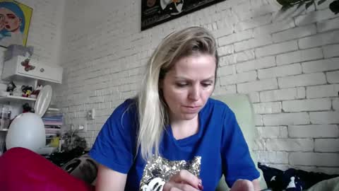 Snapshot of angel_girllovemy chatting on February 2025 10:02:01 AM ANGEL online show from February 2025 10:02:01 AM