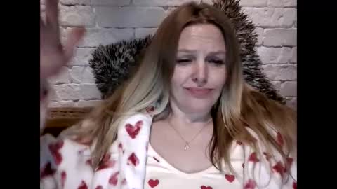 Snapshot of angel_girllovemy chatting on February 2026 08:27:01 PM ANGEL online show from February 2026 08:27:01 PM