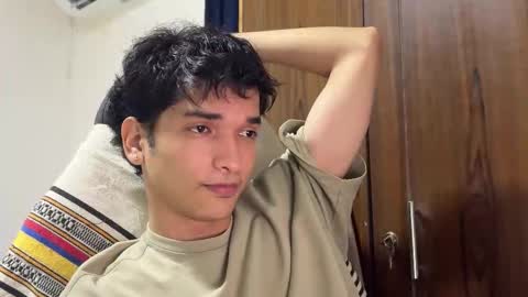 Snapshot of angel_hotc chatting on November 2025 10:43:02 PM Angel online show from November 2025 10:43:02 PM