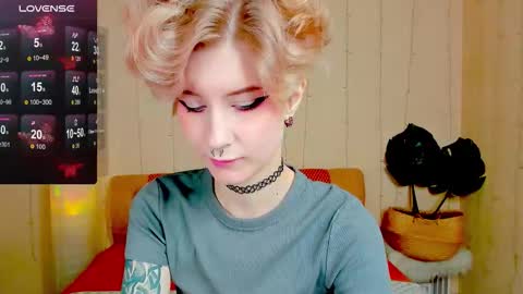 Angel Dust online show from November 2025 01:37:01 AM