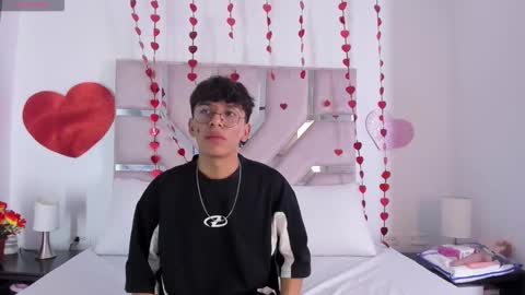 Angel online show from February 2026 07:35:01 PM