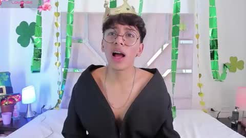 Angel online show from March 2026 08:04:01 PM