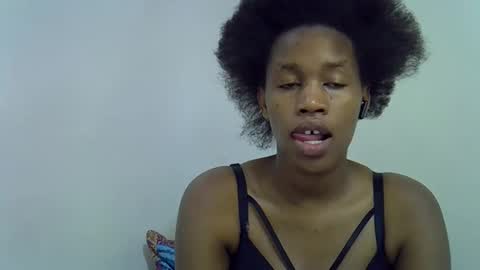 Snapshot of angel_mia5 chatting on November 2025 09:09:01 AM angel_mia5 online show from November 2025 09:09:01 AM