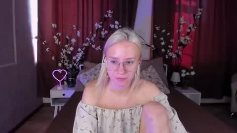 Snapshot of angel_tessa chatting on June 2026 05:48:01 AM Angelica online show from June 2026 05:48:01 AM