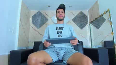 Snapshot of angel_villareal_ chatting on February 2026 04:55:01 AM angel_villareal_ online show from February 2026 04:55:01 AM