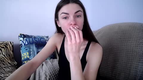 Zoe online show from March 2025 09:18:02 AM