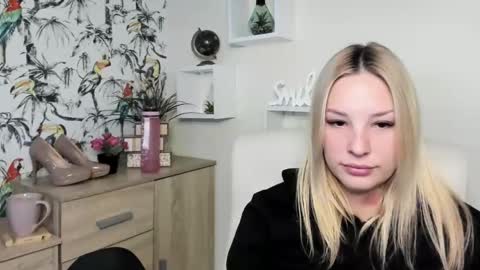 Snapshot of angela21babe chatting on March 2026 07:03:02 AM Angela online show from March 2026 07:03:02 AM