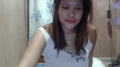 Snapshot of angela413796 chatting on December 2024 10:02:02 PM angela413796 online show from December 2024 10:02:02 PM