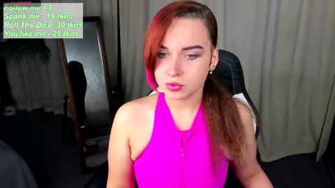 Snapshot of angela_coy chatting on October 2025 08:00:02 PM angela_coy online show from October 2025 08:00:02 PM