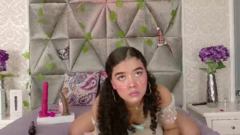 Angela online show from February 2025 12:01:02 PM