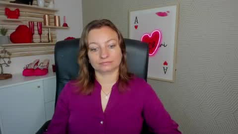 Snapshot of angela_samt chatting on July 2026 05:43:01 AM Angela online show from July 2026 05:43:01 AM