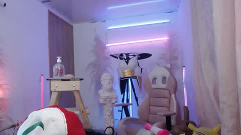 Angela Cianuro online show from November 2025 02:59:01 AM