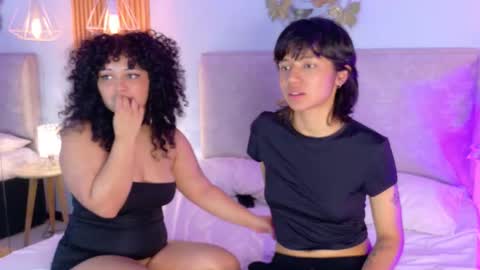 Angelaandkai  online show from November 2025 05:49:01 AM