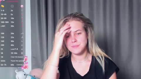 Snapshot of angelanty chatting on November 2025 03:24:01 PM Darsi Anty online show from November 2025 03:24:01 PM