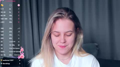 Snapshot of angelanty chatting on November 2025 01:10:01 PM Darsi Anty online show from November 2025 01:10:01 PM