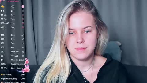 Snapshot of angelanty chatting on November 2025 01:06:01 PM Darsi Anty online show from November 2025 01:06:01 PM