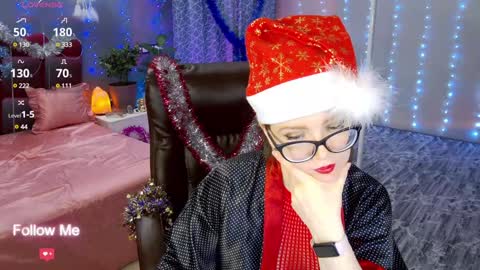 Angela online show from December 2024 06:43:02 PM