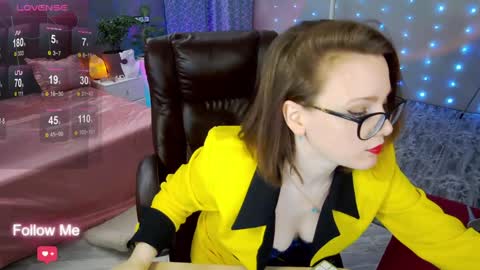 Angela online show from January 2025 06:31:01 PM